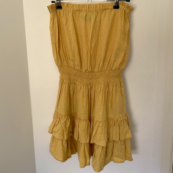 Glassons Dresses & Skirts - Yellow strapless Glassons dress